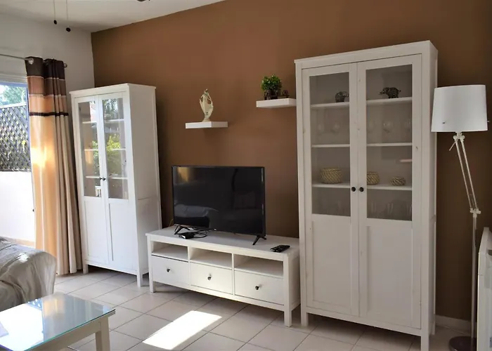 Townhouse In Paradise Gardens * Paphos